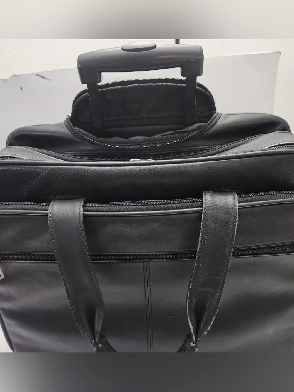 vintage Wilsons Leather rolling laptop briefcase